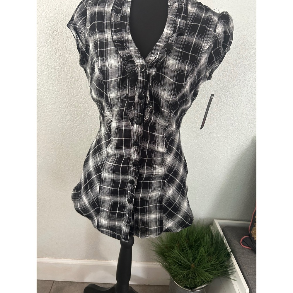 HeartSOUL Black White Plaid Ruffle Button Down Cap Sleeve Blouse Large NWT